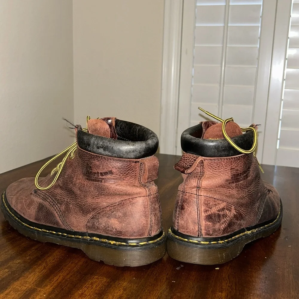 Dr Martens vintage chukka boots.